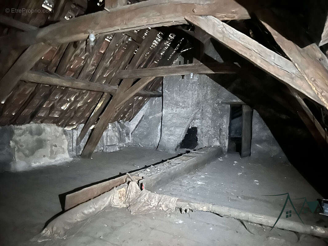 Appartement à SAINT-AMAND-MONTROND