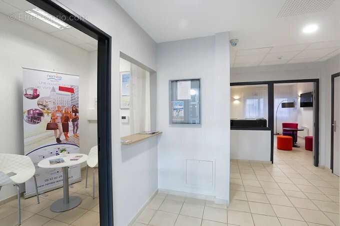 INVESTISSEMENT LOCATIF  Roubaix  Résidence Étudiante Nemea Appart'Etud Roubaix Eurotéléport - 5.88 % de rentabilité - photo 9