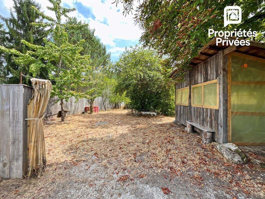 Maison en pierre 90 m² avec chai, hangar et terrain 1 750 m² Clérac - photo 6