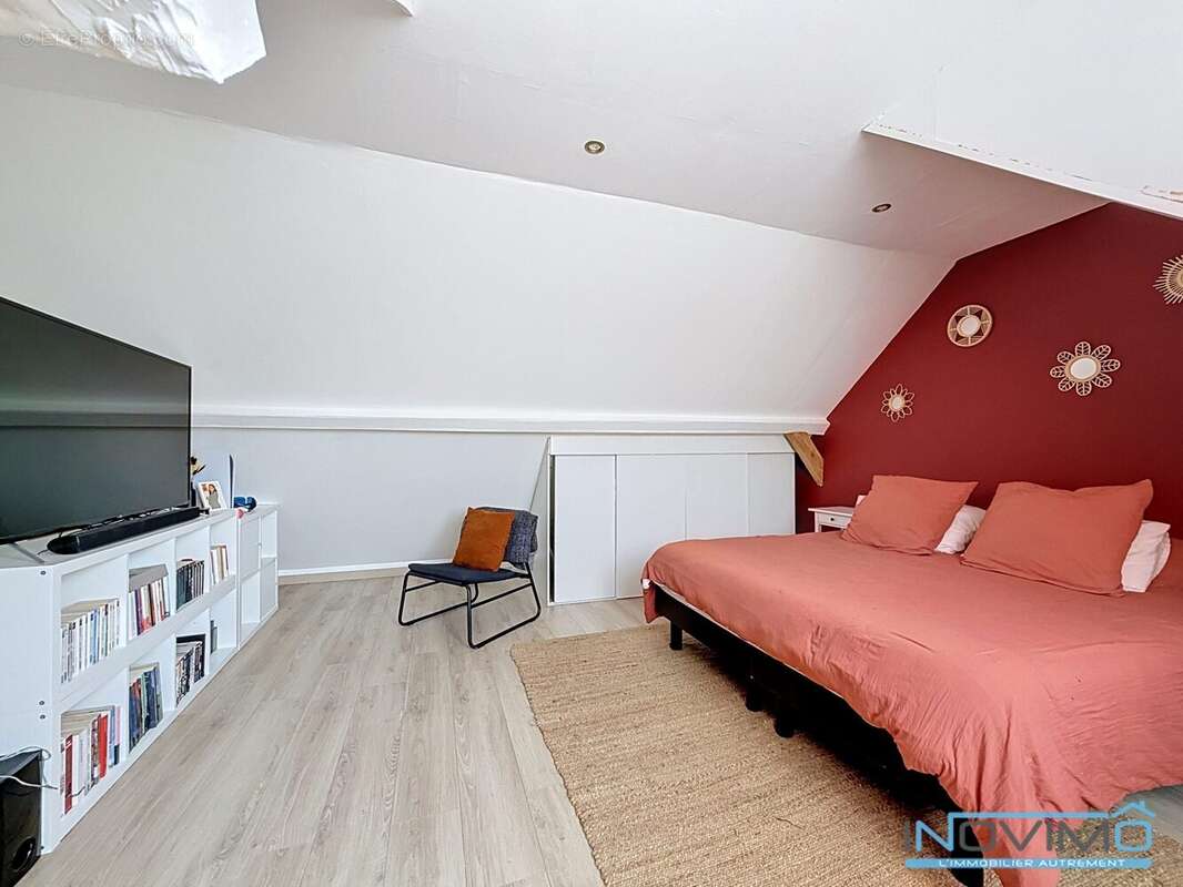 Maison 100 m² à Coudekerque-Branche  - photo 8