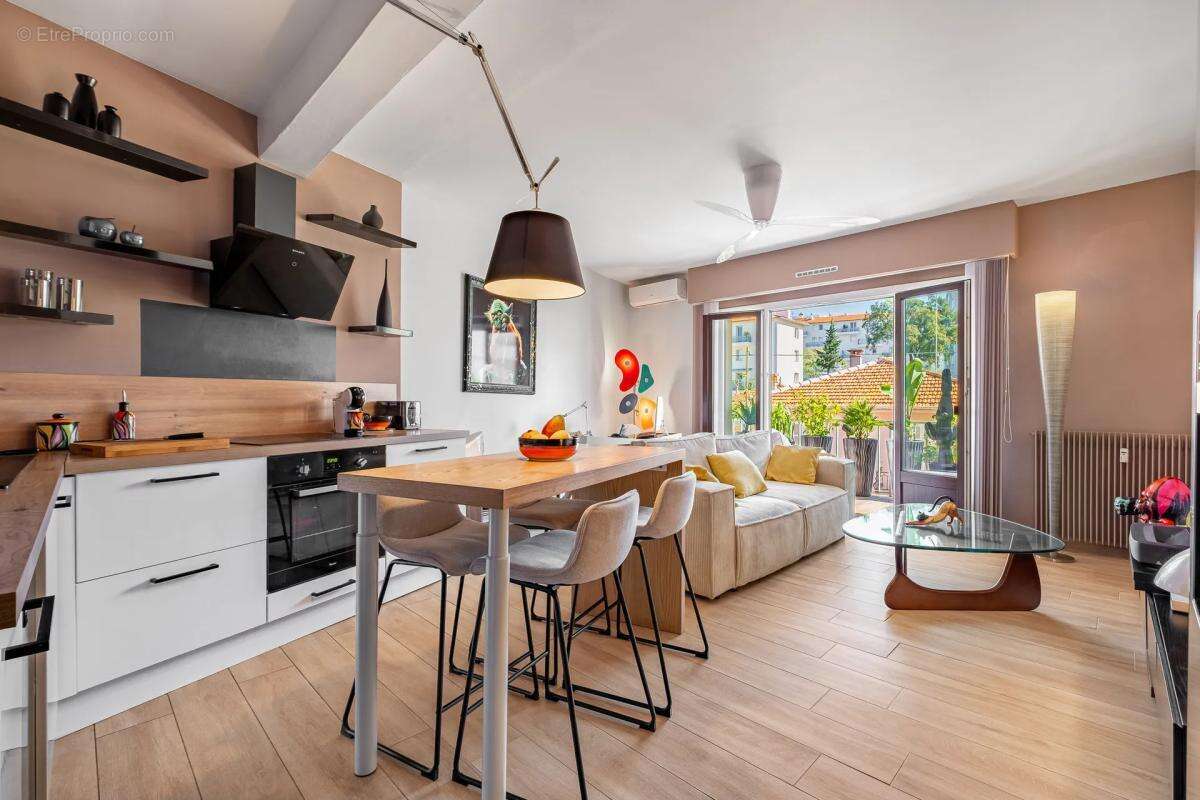 Appartement à CANNES