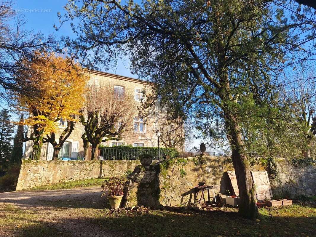 Appartement à VARCES-ALLIERES-ET-RISSET