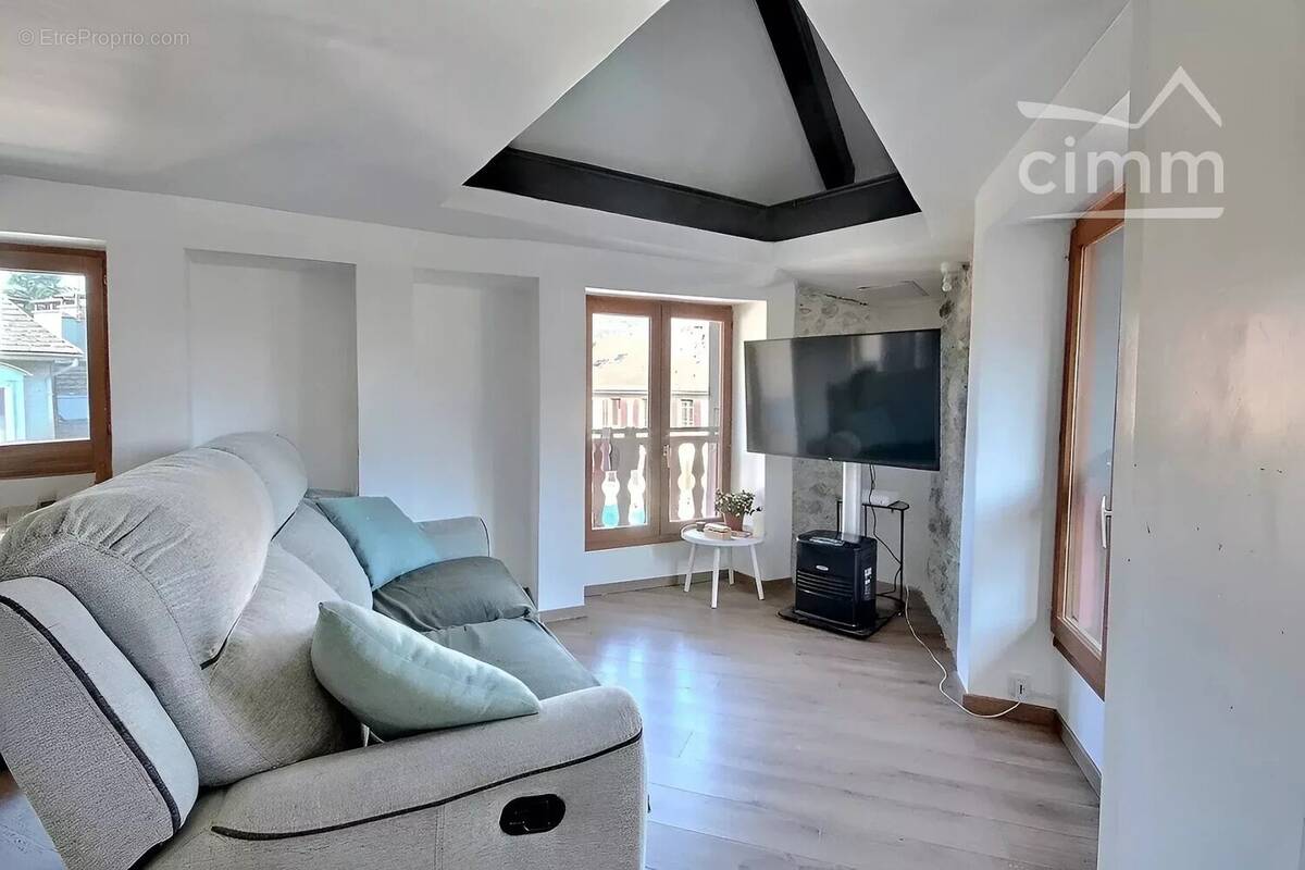 Appartement à LA ROCHETTE