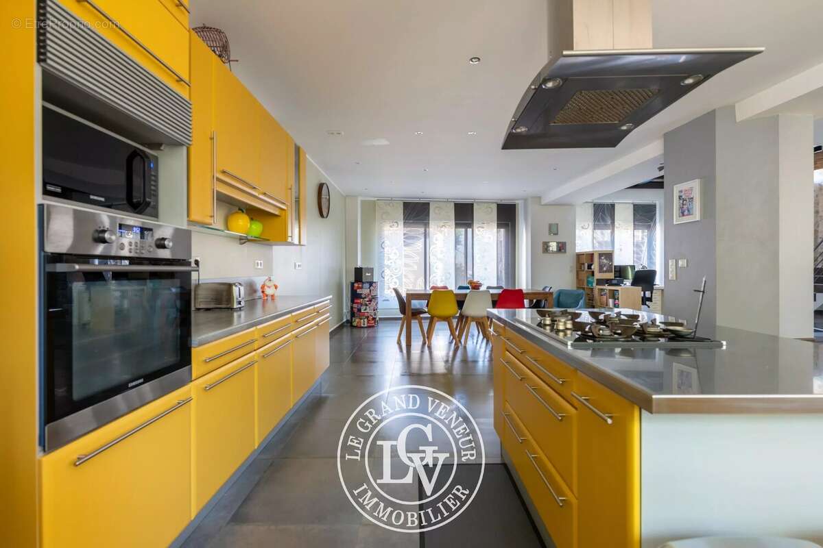 Maison à SAMOIS-SUR-SEINE