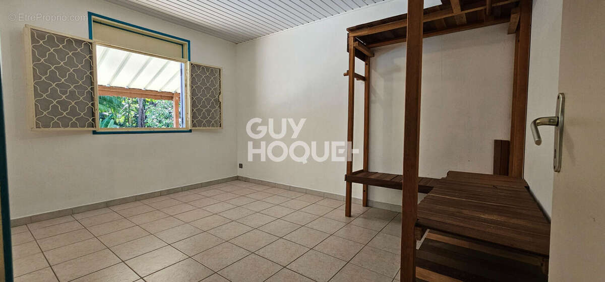 Maison à MACOURIA