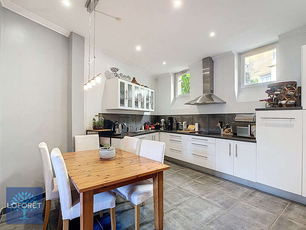 Appartement à LE CANNET