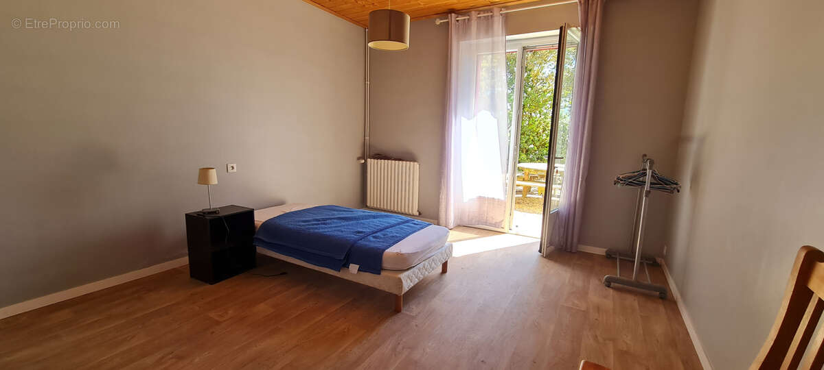 Maison à GRATELOUP-SAINT-GAYRAND