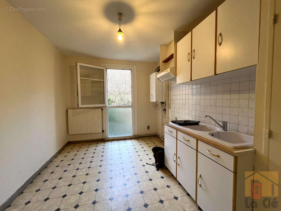 Appartement à COLAYRAC-SAINT-CIRQ