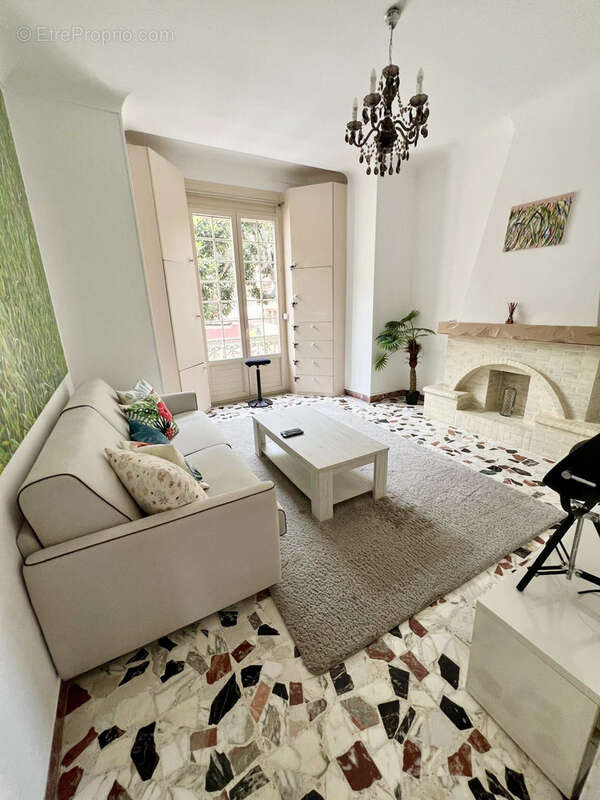 Appartement à BEAUSOLEIL