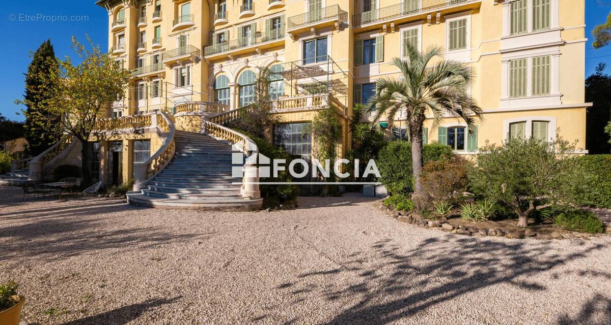 Appartement à FREJUS