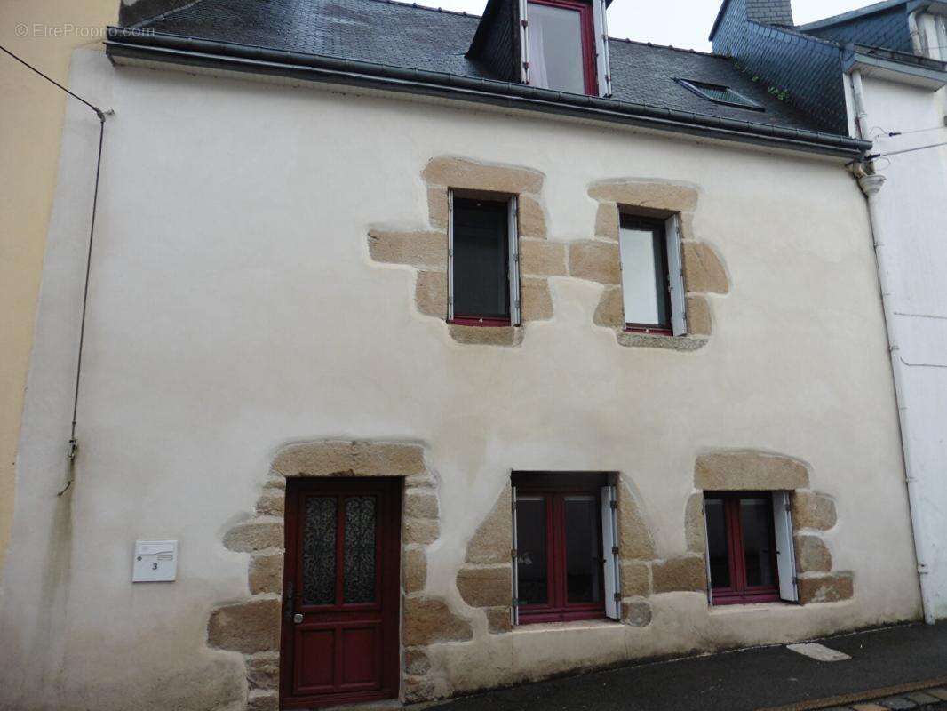 Maison à QUIMPERLE
