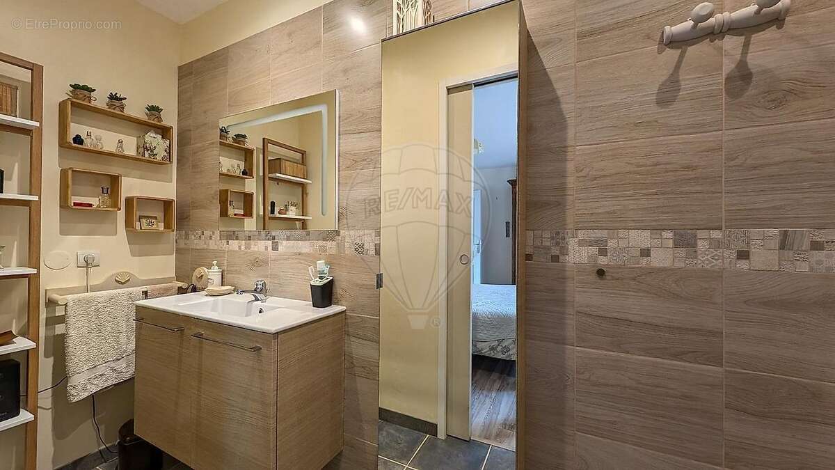 Maison à LES MATHES