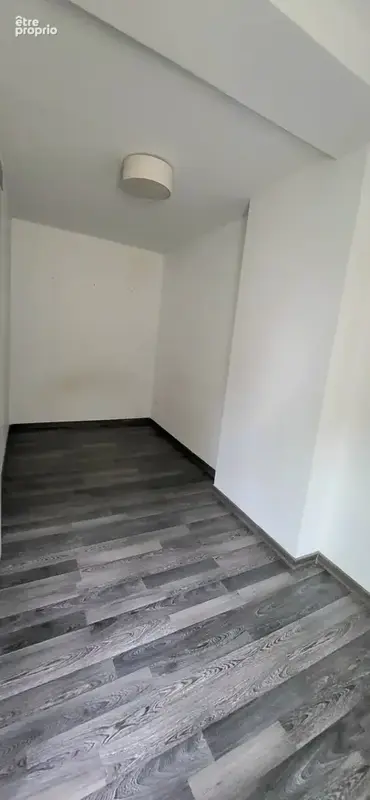 À VENDRE   T2 Traversant de 42 m2 en Plein Cœur du Panier - photo 5