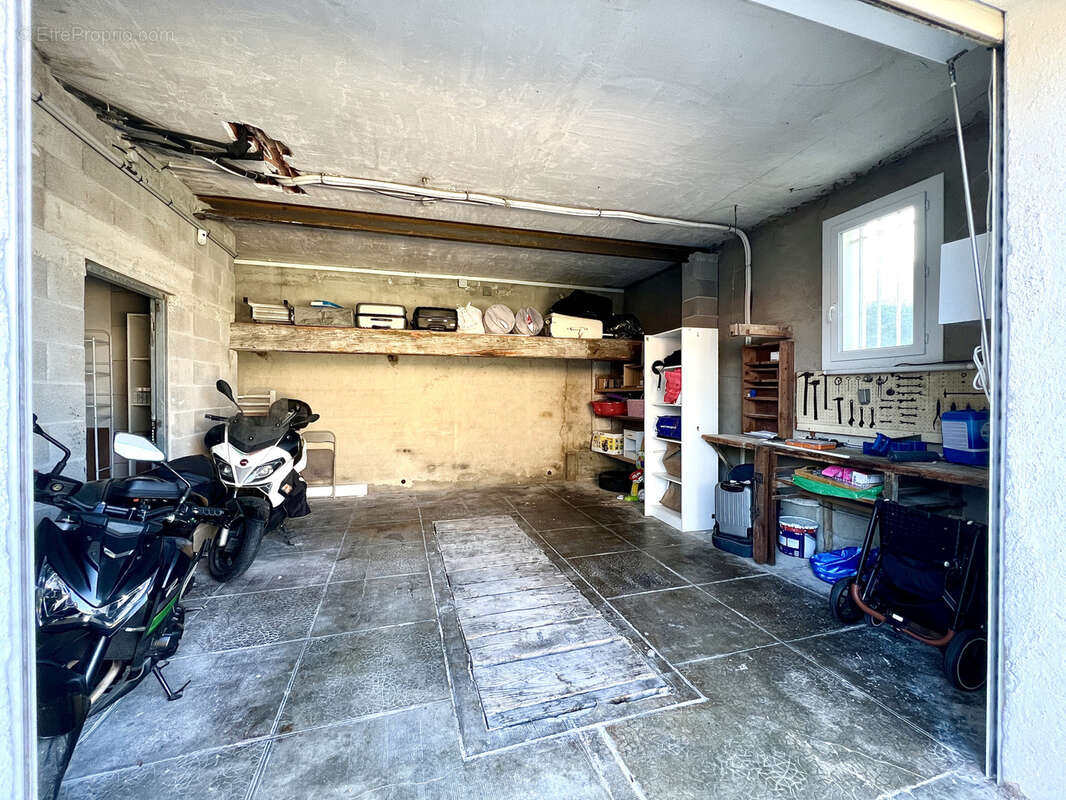 Appartement à MARSEILLE-13E