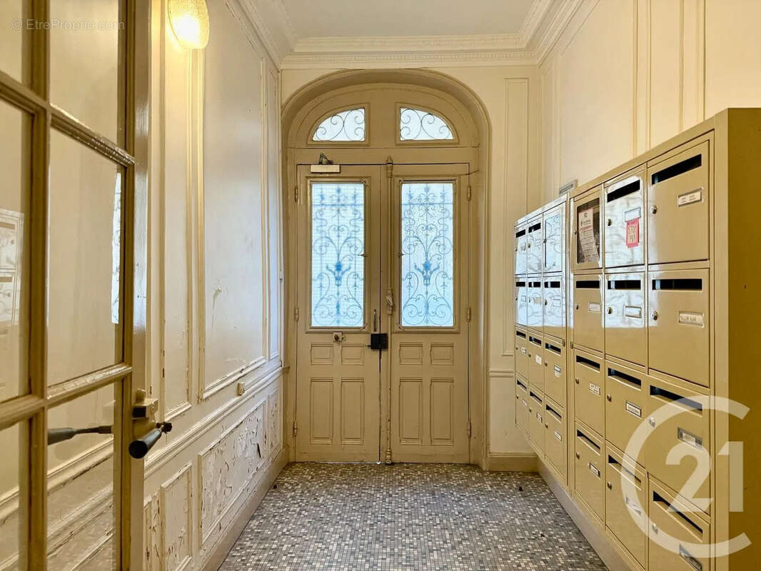 Appartement à CLICHY