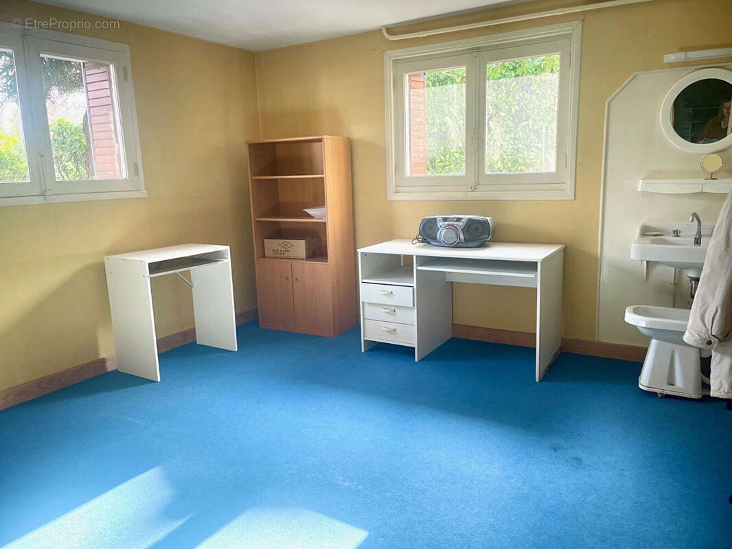 Maison à SAINT-CYR-SUR-LOIRE