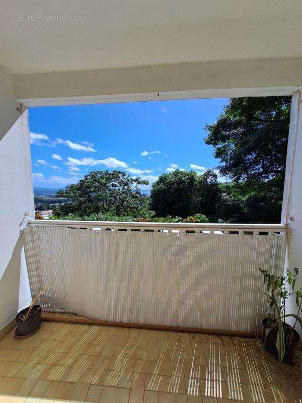VENTE d'un appartement T4 (68 m²) à FORT DE FRANCE - photo 10