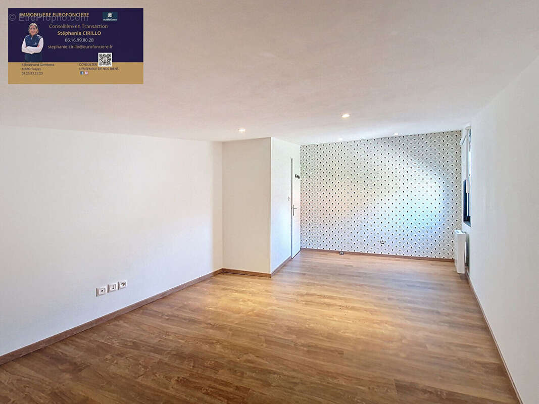 Maison à MONTIERAMEY