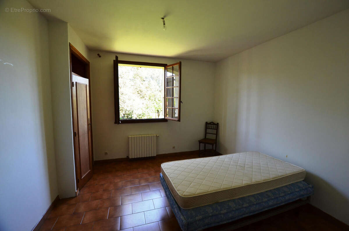 Chambre Bedroom 3