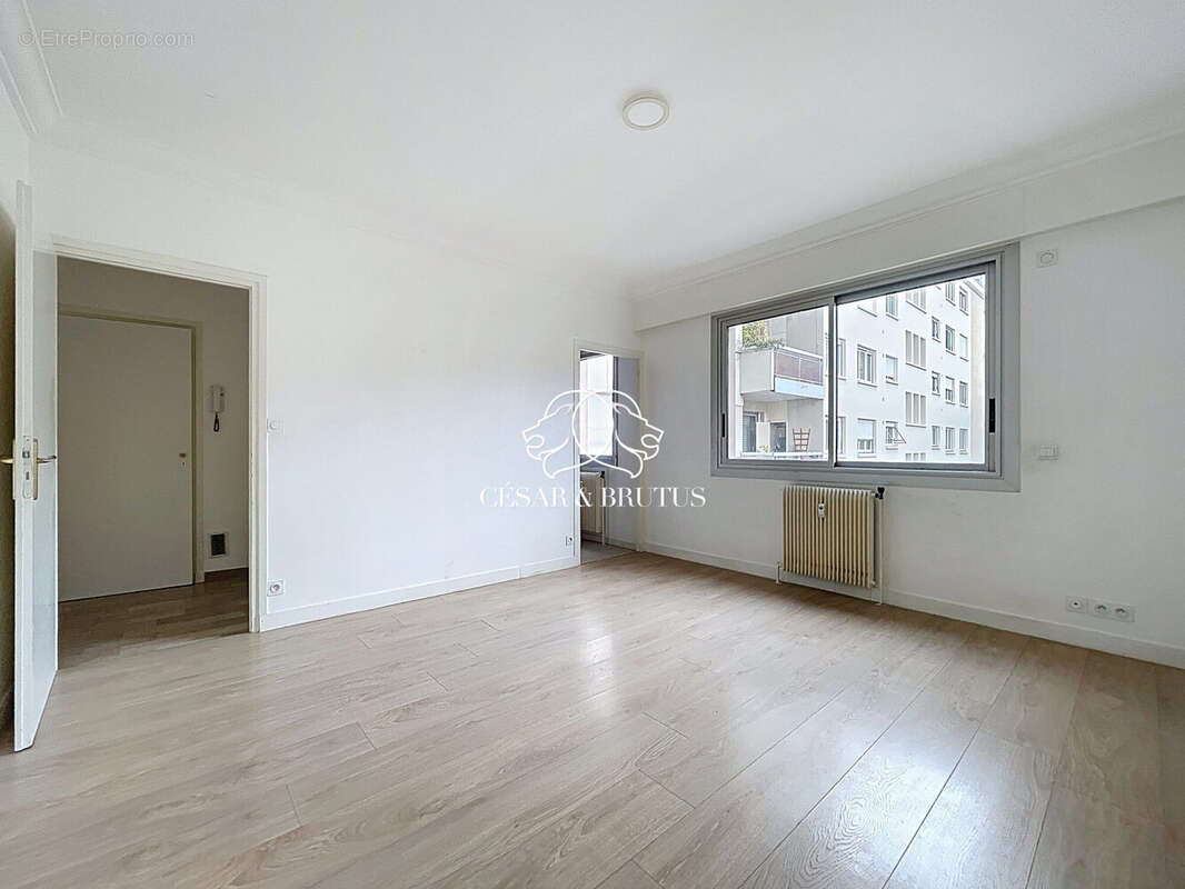 Appartement à LYON-6E