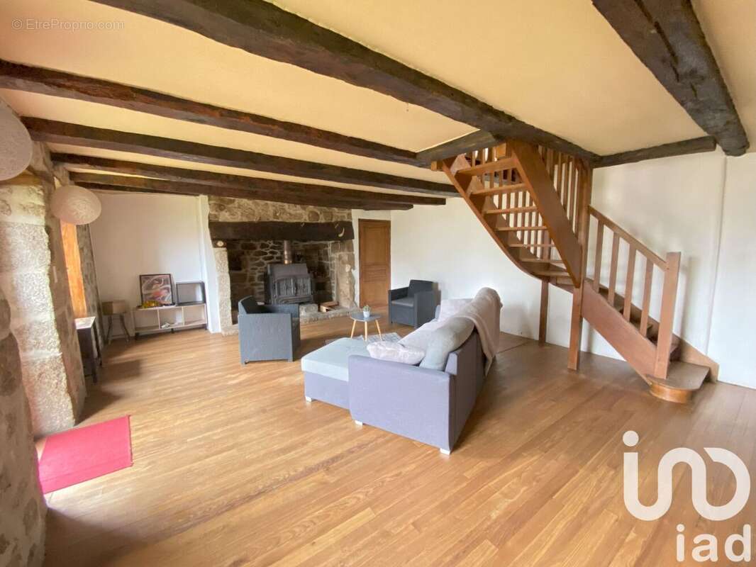 Maison 135 m² à Moustier-Ventadour  - photo 5