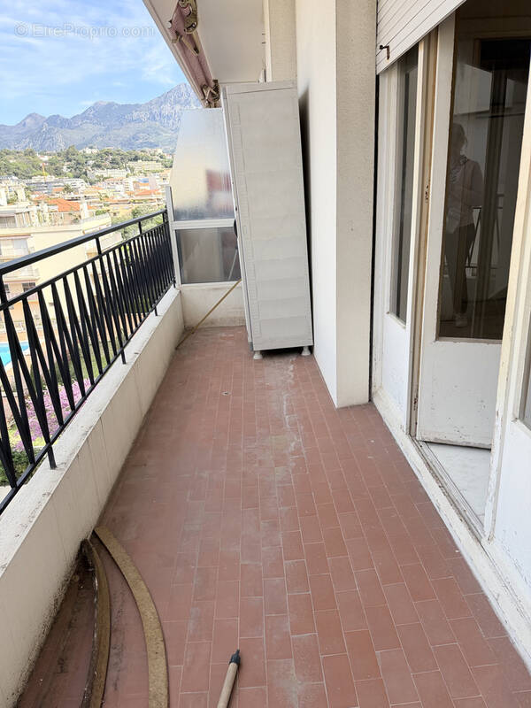 Appartement à ROQUEBRUNE-CAP-MARTIN