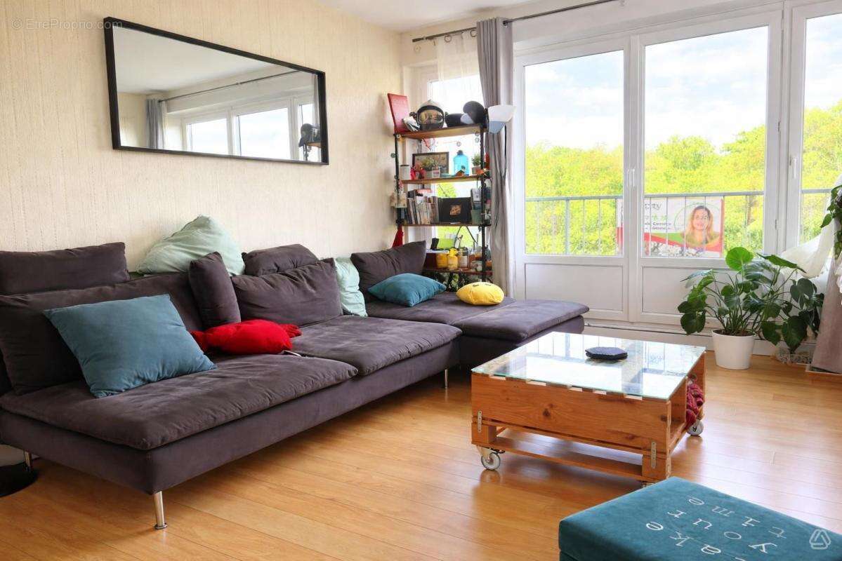 Appartement à CHENNEVIERES-SUR-MARNE