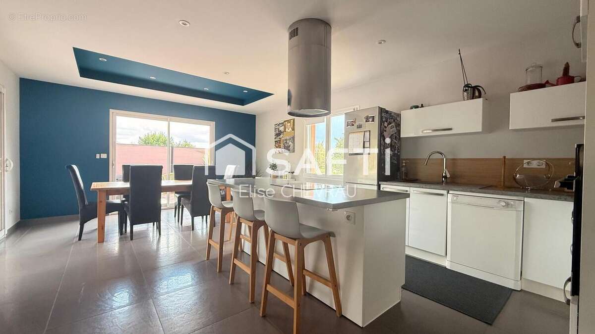 Maison 131 m² à Hurigny  - photo 4