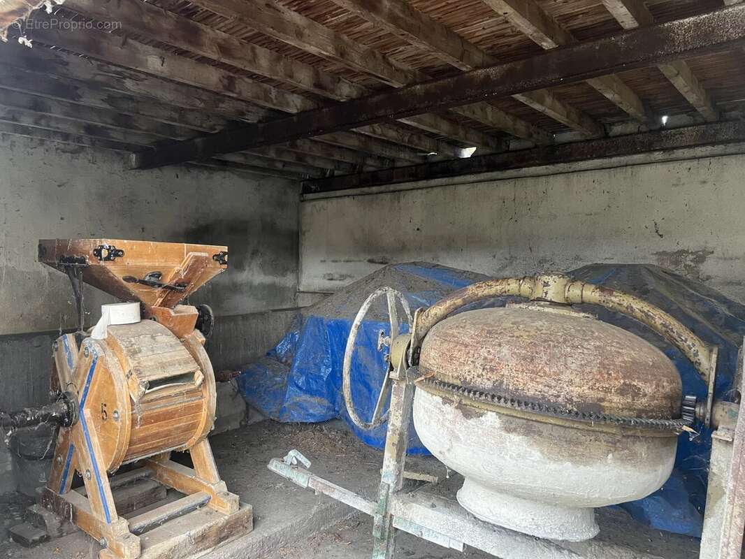 Maison à CHEVRIERES