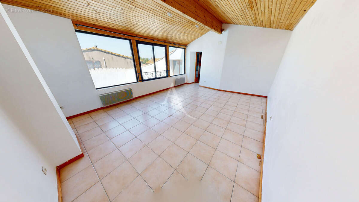 Proche Carcassonne, Maison de Caractères avec piscine et garage - photo 5
