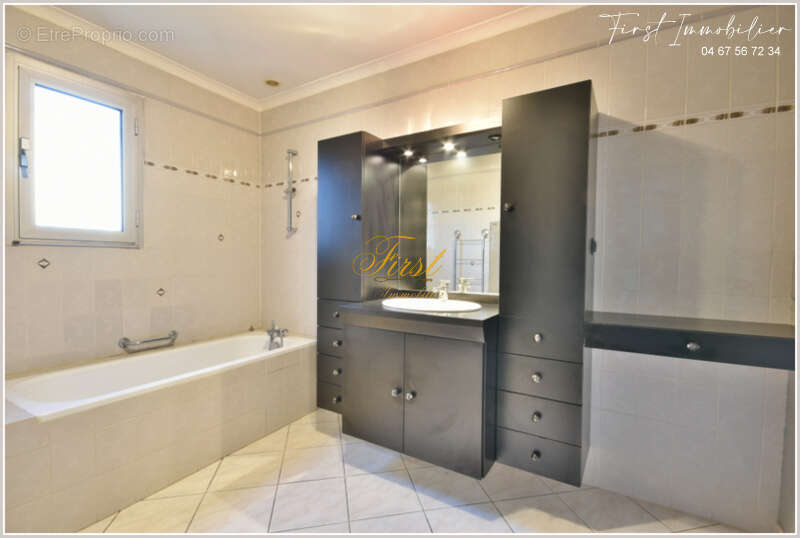 Maison plain pied sur une parcelle de 360 m2 - photo 7