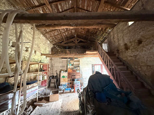 Maison à SAINT-AIGULIN