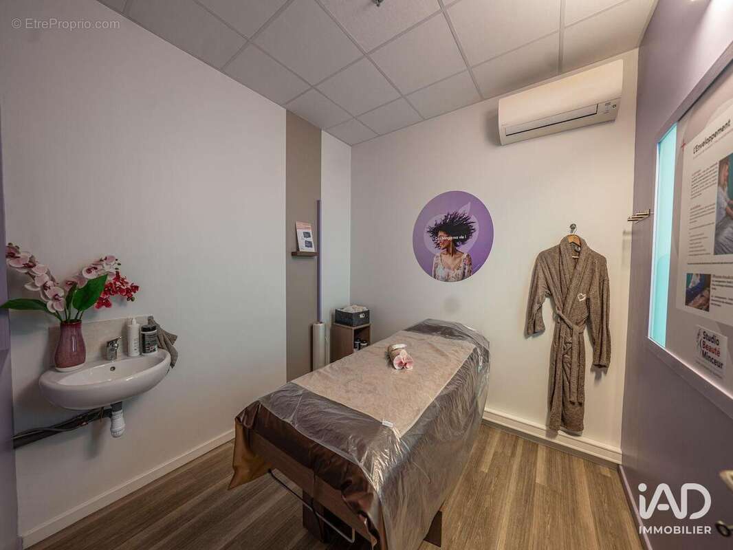 Photo 8 - Commerce à AUBENAS