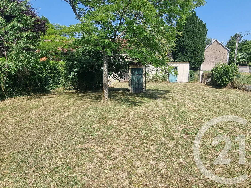 Maison 153 m² à Jalognes  - photo 17