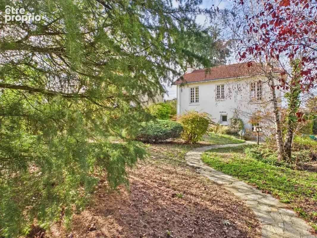 Maison à rénover avec terrain de 763 m2 – Quartier du Douet, Saint-Sébastien-sur-Loire - photo 1