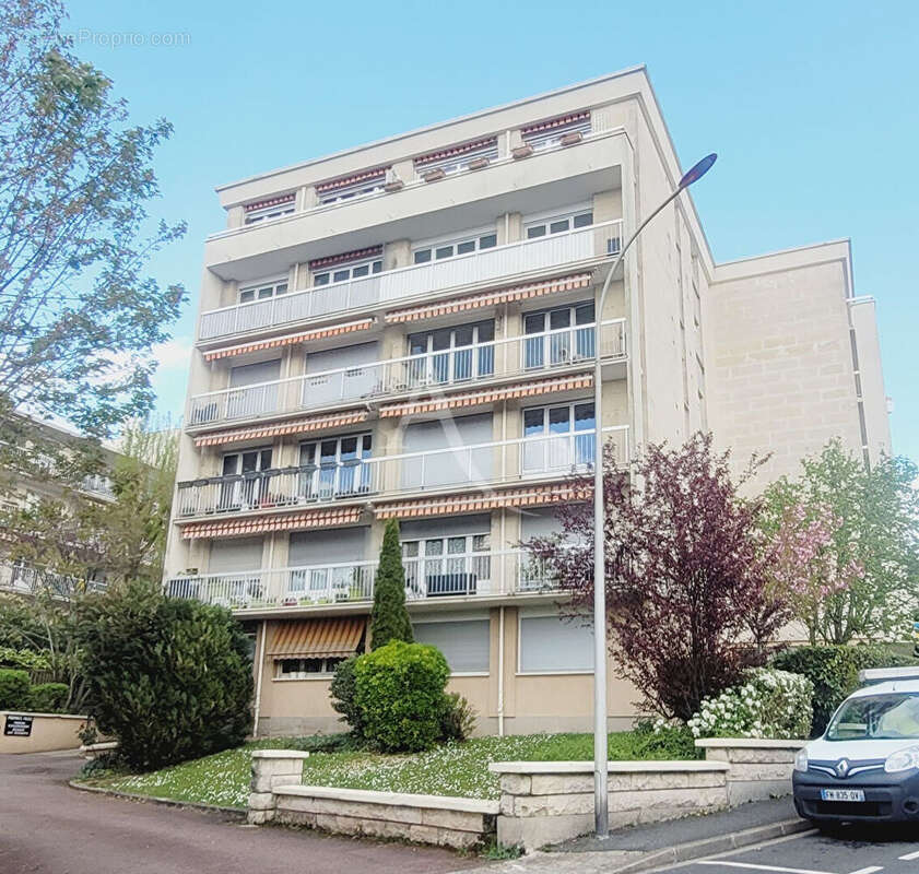 Appartement à BRY-SUR-MARNE