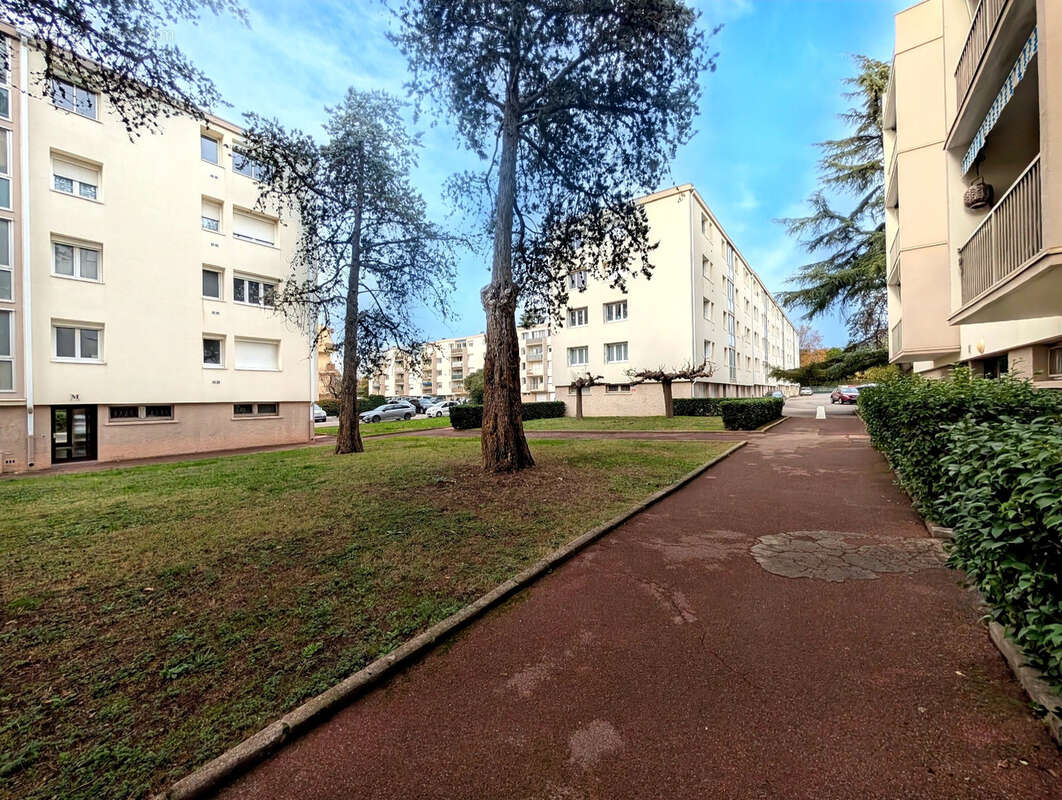 Appartement à CASTELNAU-LE-LEZ