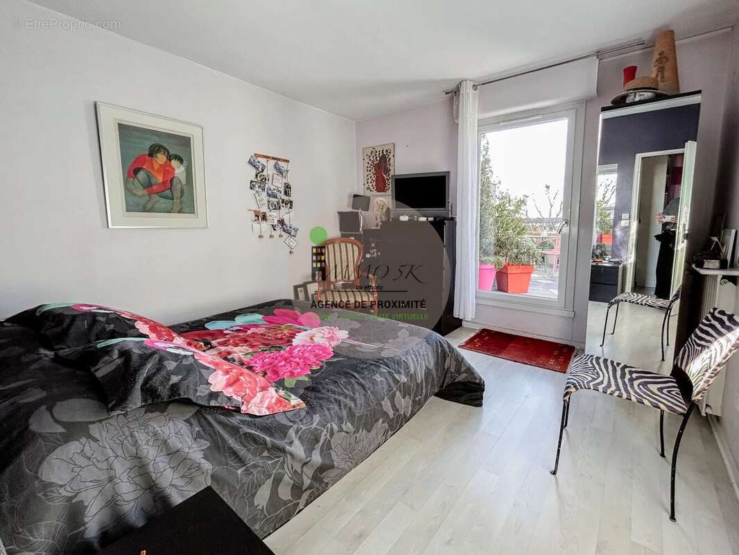 Appartement à RILLIEUX-LA-PAPE