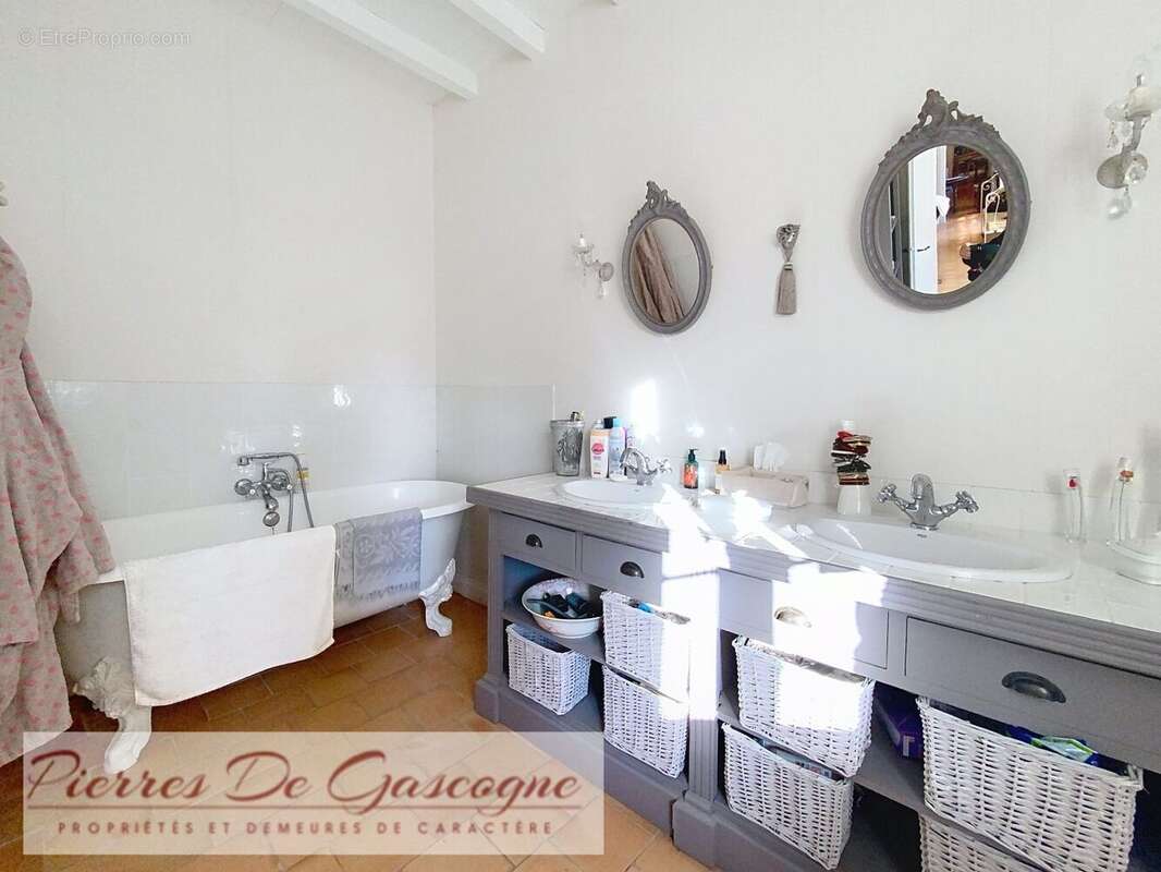 273500007 - Maison à AUCH