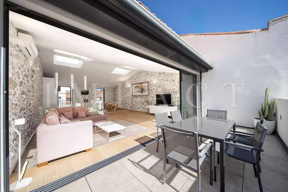 Appartement à CANNES