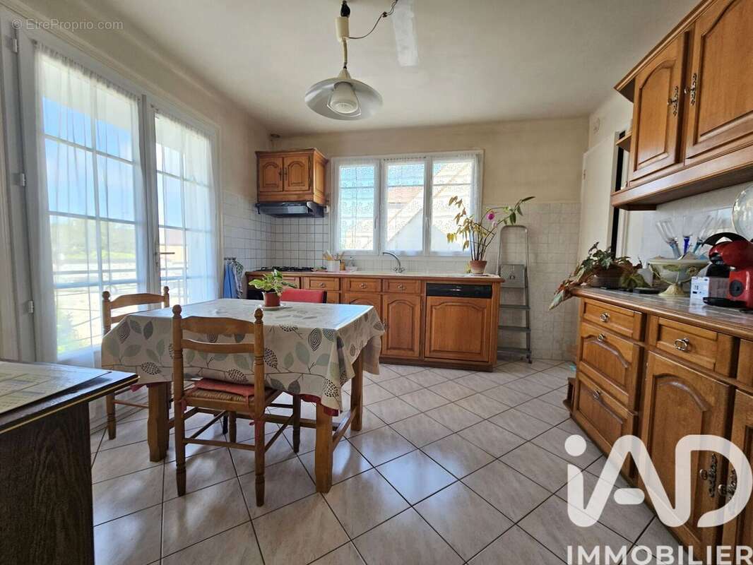Photo 6 - Maison à CHAUMES-EN-BRIE
