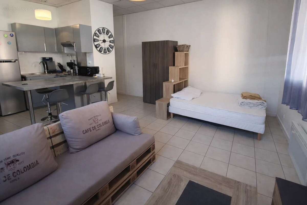 Appartement à VALLAURIS