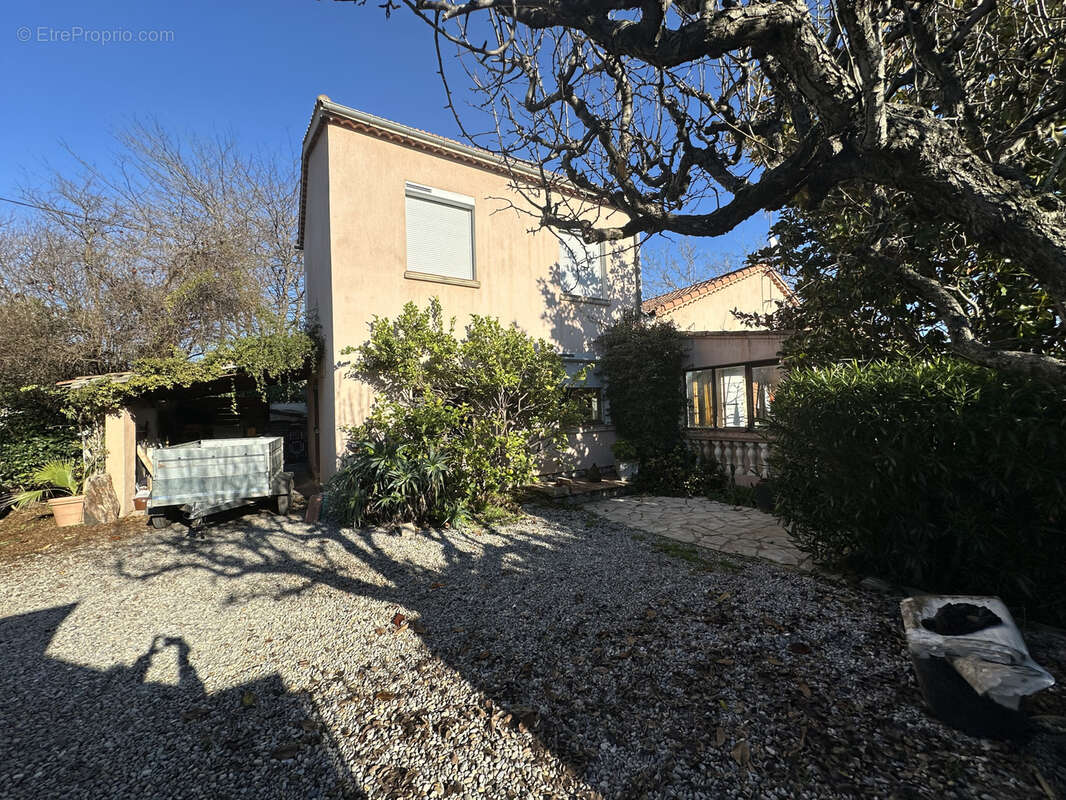 Maison à LA FARLEDE