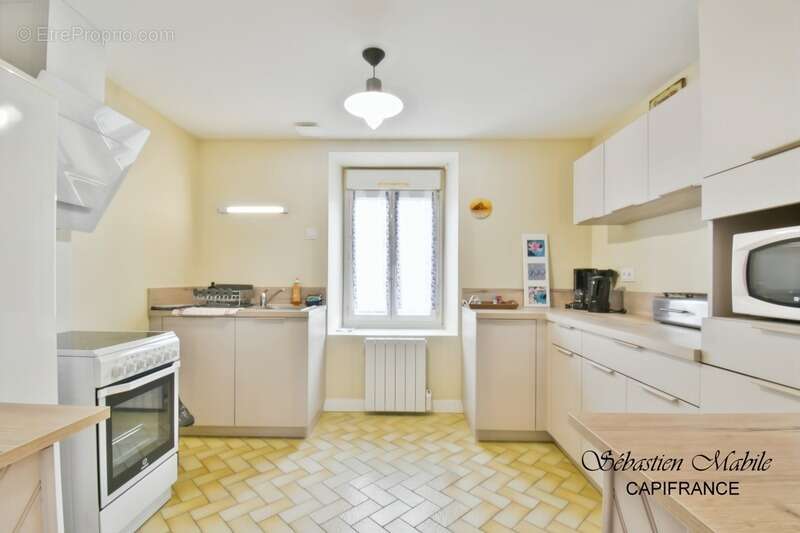 Maison à ROZ-SUR-COUESNON