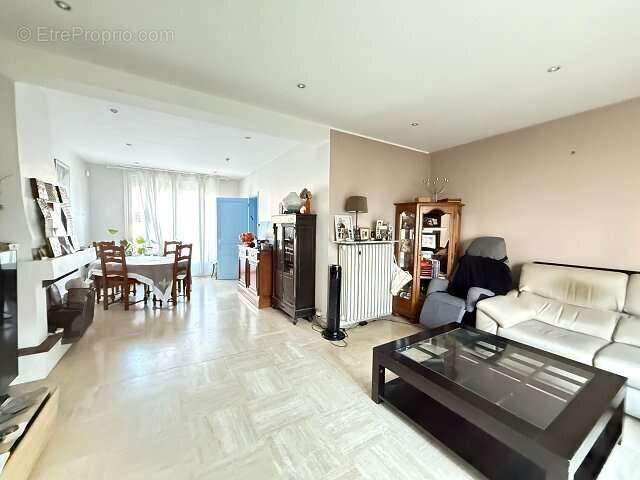 Maison à MAISONS-ALFORT