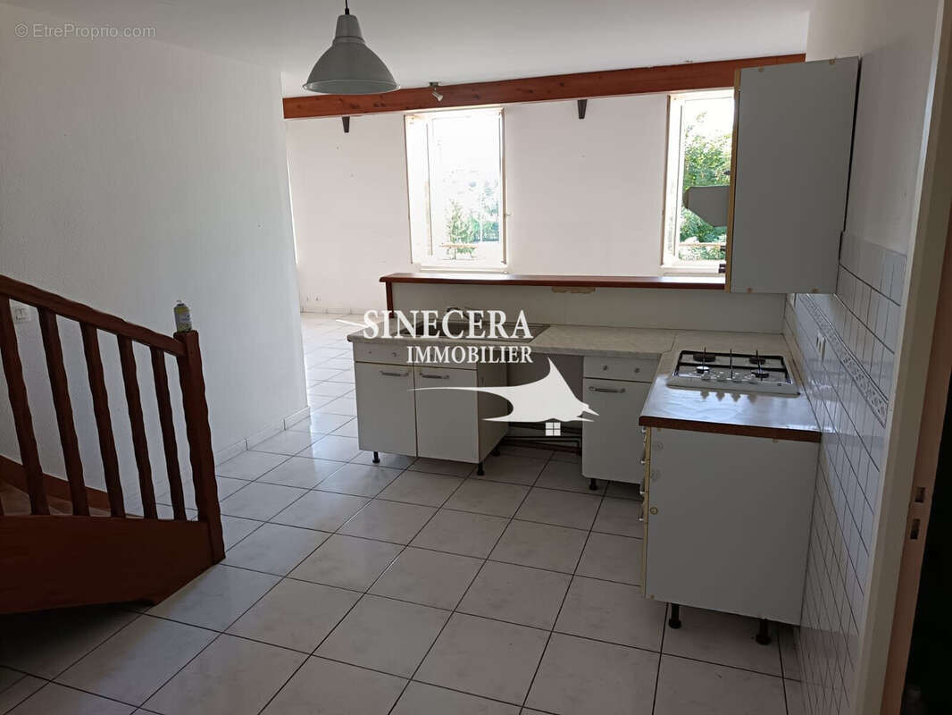 Maison 250 m² à Riberac  - photo 4
