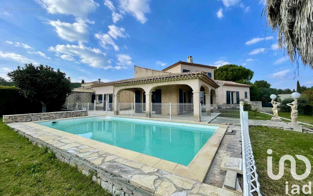 Photo 4 - Maison à VILLETELLE