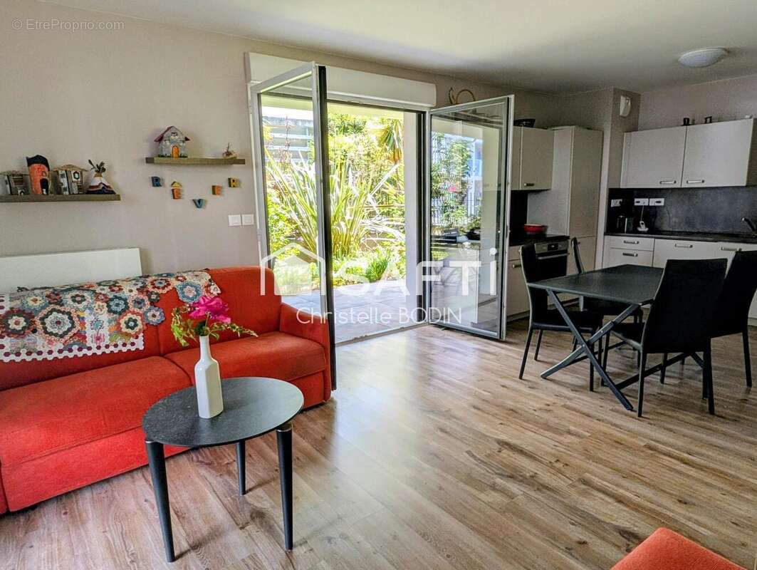 Photo 4 - Appartement à LA ROCHELLE