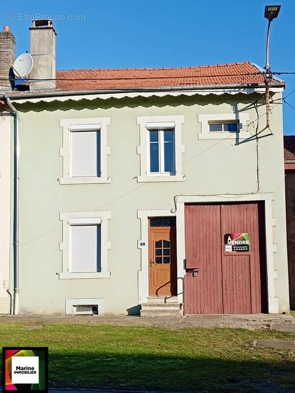 Maison à BAZAILLES