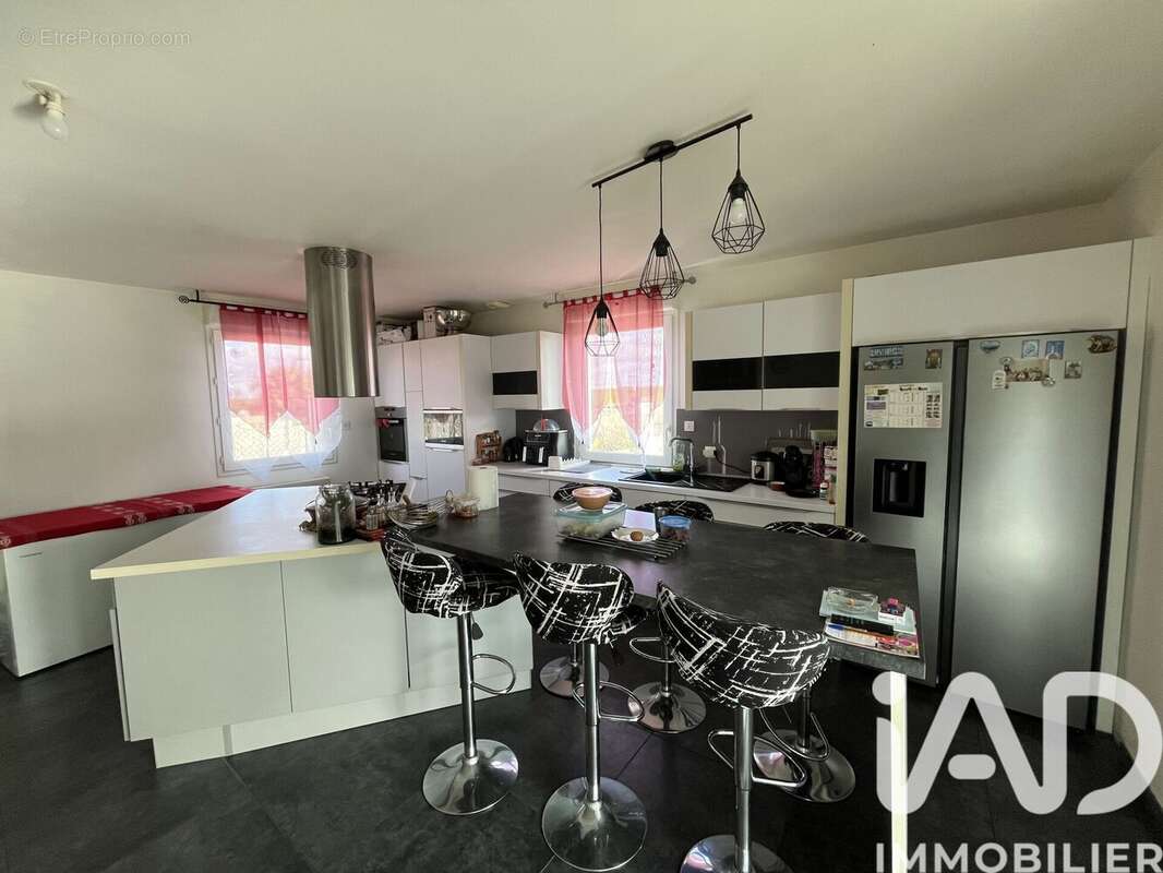 Photo 2 - Maison à LA FERTE-SOUS-JOUARRE